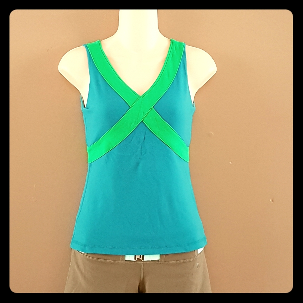 ✌ 2/$20 | Lululemon tank beautiful spring colours